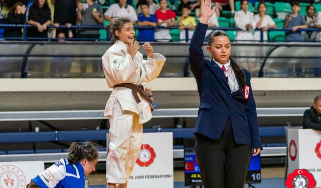 Şanıer kardeşler farklı branşlarda başarıdan başarıya koşuyor