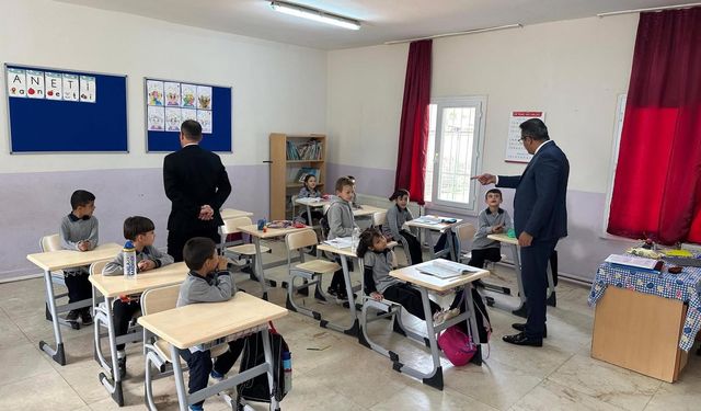 Kaymakam Dalak'tan okullarda inceleme