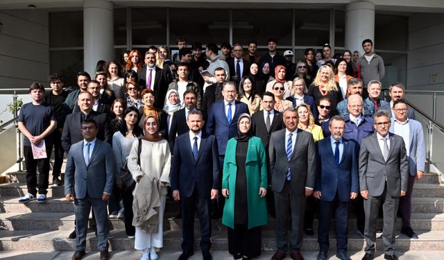 Türkiye Ulusal Ajansı Başkanı Manisa CBÜ’de öğrencilerle bir araya geldi