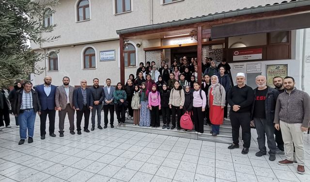 Salihli’de "Vakti Kuşanmak" programı gerçekleştirildi