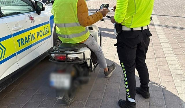 Manisa'da motosiklet denetimlerinde 716 sürücüye ceza
