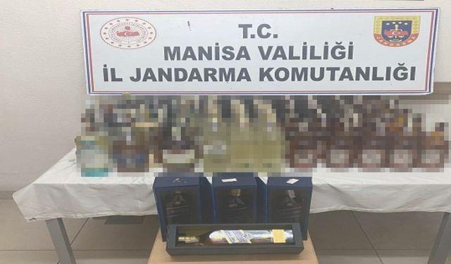 Akhisar'da jandarmadan kaçak alkol ve tütün operasyonu