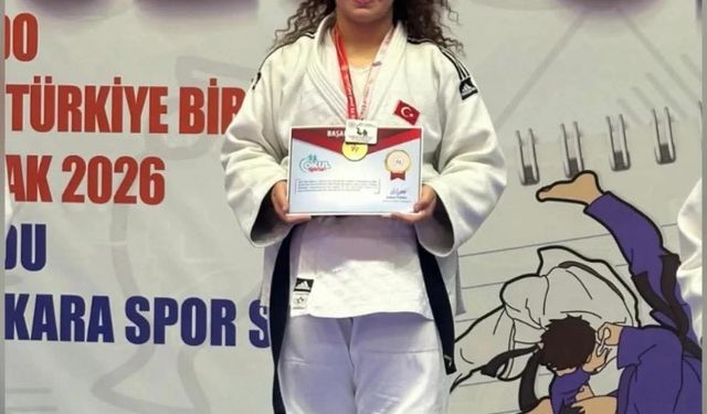 Salihlili Mürüvetnur Özkan Türkiye Şampiyonu oldu