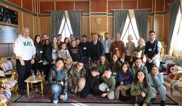 Başkan Balaban'dan öğrencilerin projesine destek