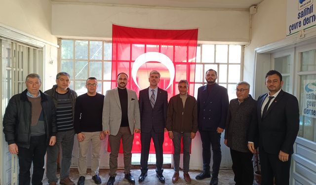 Salihli Türk Ocakları’nda Ednan Aras güven tazeledi