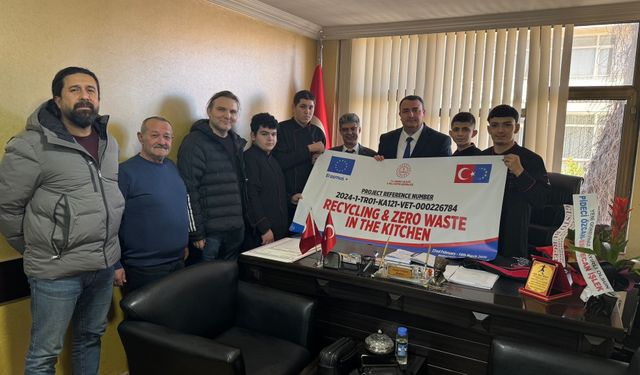 Salihlili öğrenciler, aşçılık eğitimi için Budapeşte yolcusu