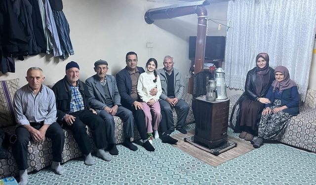 Sarıgöl’ün ilk şehidinin ailesine anlamlı ziyaret