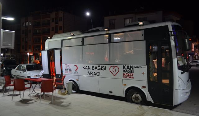 Selendi'de gece kan bağışı seferberliği