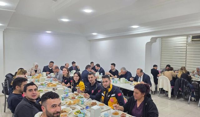 Sağlıkçılar iftar sofrasında buluştu