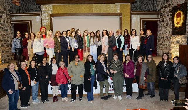 "Çatlak" oyunu büyük beğeni topladı