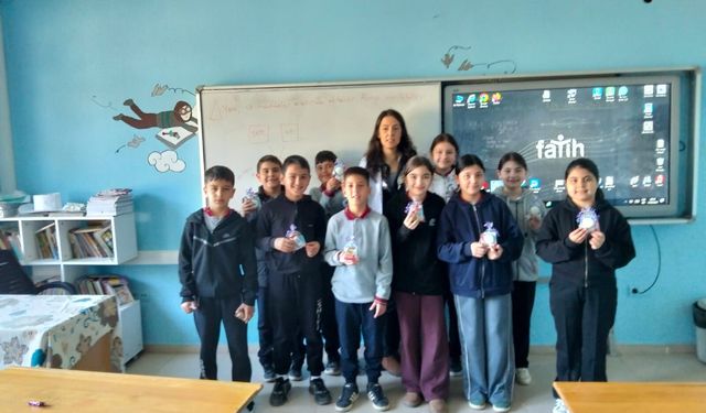 Okulda bayram geleneği yaşatıldı