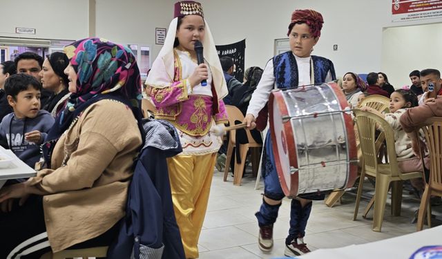 Çocukların Ramazan gösterileri iftar sofrasına renk kattı