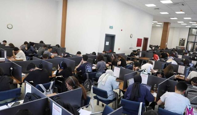 Şehzadeler Gençlik Evi Kütüphanesi’nde Sesli Çalışma Salonu hizmete girecek