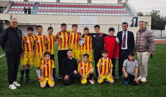 Sarıgöl’de 23 Nisan coşkusu sahaya taşındı