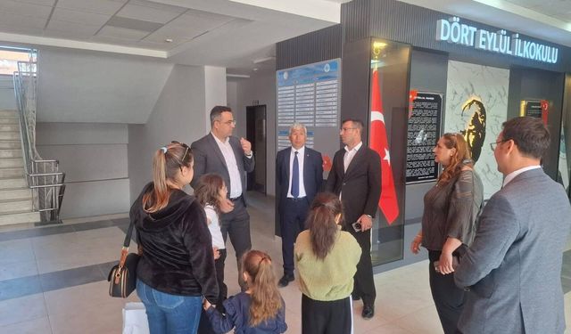 Sarıgöl'de Kaymakam Dalak öğrencilerle bir araya geldi