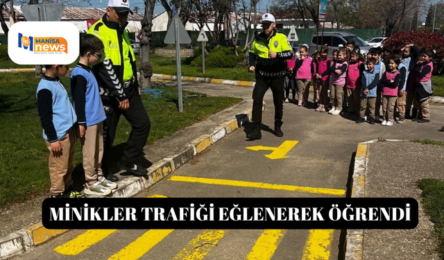 Minikler trafiği eğlenerek öğrendi