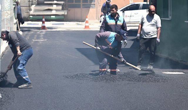Muradiye’de yol yenileme ve asfalt seferberliği