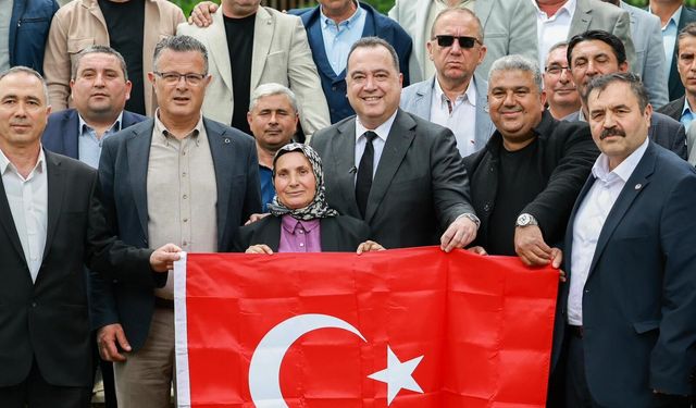 Başkan Dutlulu Alaşehir’de mahalle muhtarlarıyla buluştu