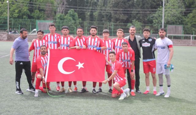 Salihli Ülküspor’dan erken şampiyonluk