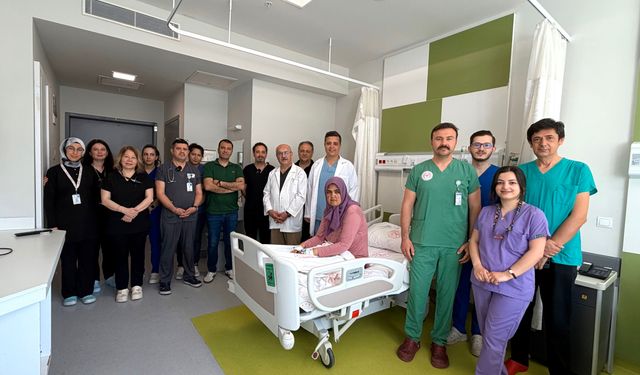 Ağrılarından kapalı ameliyatla kurtuldu