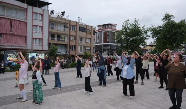 Meydanda spor ve müzik coşkusu