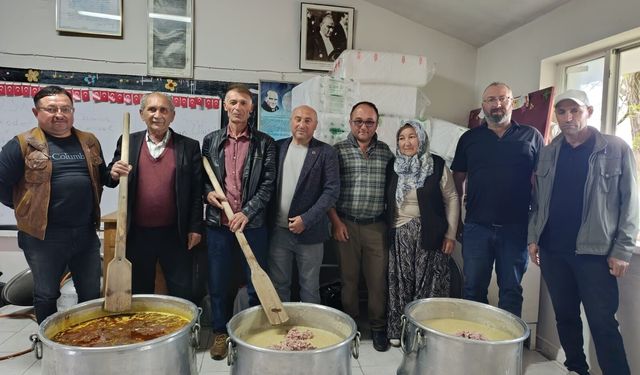 Fundacık köy hayrına yoğun katılım