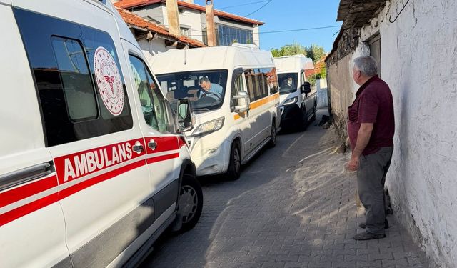 İşçi servisine çıkmadan kalp krizi geçiren şoför hayatını kaybetti