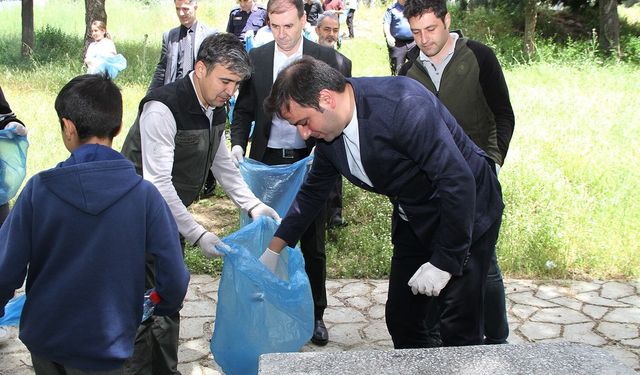 "Orman Benim" etkinliği Kula'da gerçekleştirildi