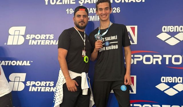 Manisalı yüzücü Eren Ayaz’dan Türkiye ikinciliği başarısı
