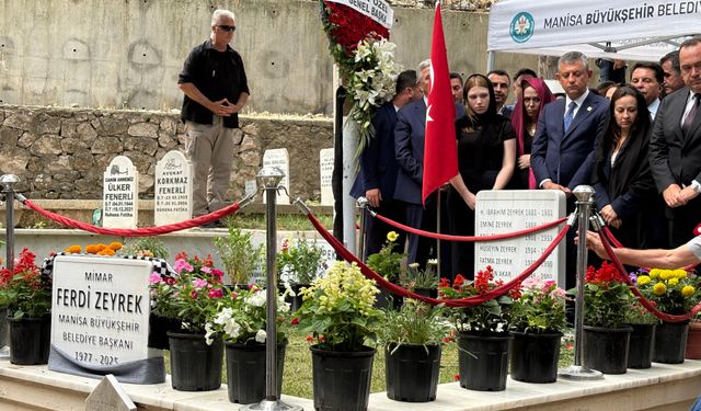 Özgür Özel ve Mansur Yavaş'tan Ferdi Zeyrek'e vefa ziyareti