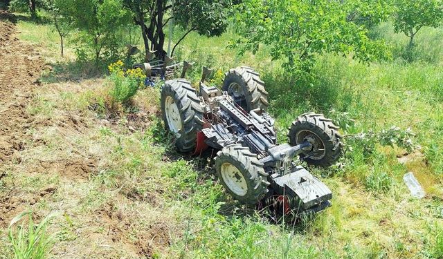 Gördes'te traktör kazası: 1 ağır yaralı