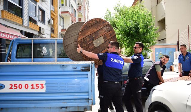 Şehzadeler zabıtasından yol ve kaldırım işgali denetimi