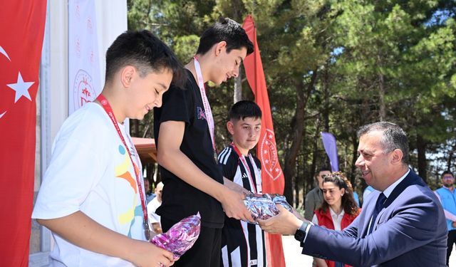 Manisa'da Siyer-i Nebi Oryantiring Yarışması düzenlendi