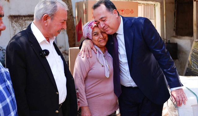 Manisa Büyükşehir'den afetzedelere ayni ve nakdi yardım