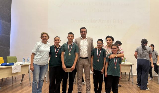 Ortaokullarda bilgi yarışmasının şampiyonu Emcelli Ortaokulu oldu
