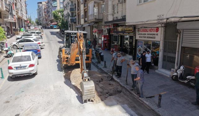 Şehzadeler'de altyapısı tamamlanan sokaklar asfaltlanıyor