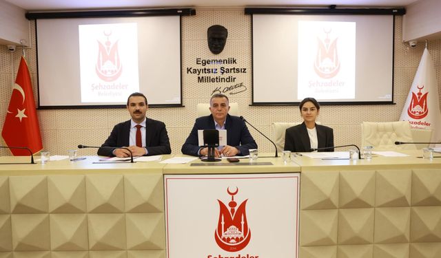 Şehzadeler Meclisi'nde 33 madde karara bağlandı