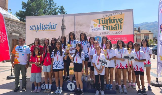 Manisalı oryantiringciler Türkiye üçüncüsü oldu