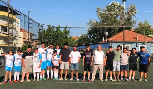 Kur'an kursunda örnek dayanışma