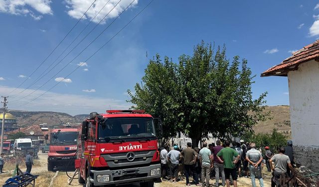 Müstakil evde yangın: Ev kullanılamaz hale geldi