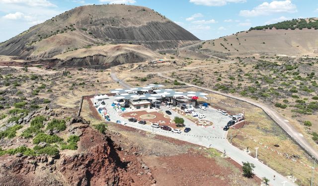 Jeoparkta yıldızlarla buluşma başladı