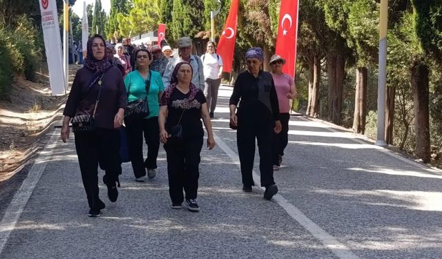 Sarıgöllü kadınlar tarihin izinde Çanakkale'yi gezdi