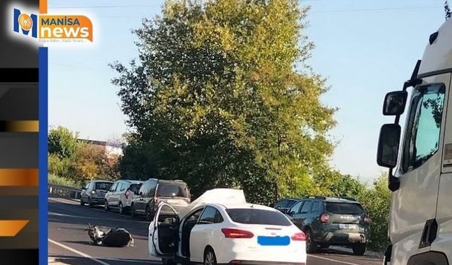 Kazaya karışan hemşire çift, hayat için seferber oldu