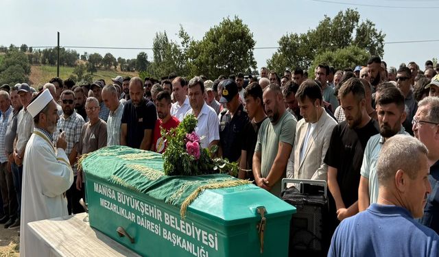 Minik Fikri gözyaşları ve dualarla son yolculuğuna uğurlandı