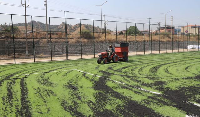 Avşar Mahallesine yeni halı saha