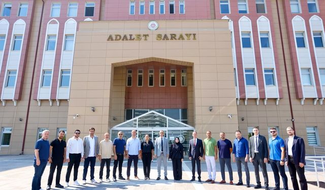 Özkan mazbatayı aldı