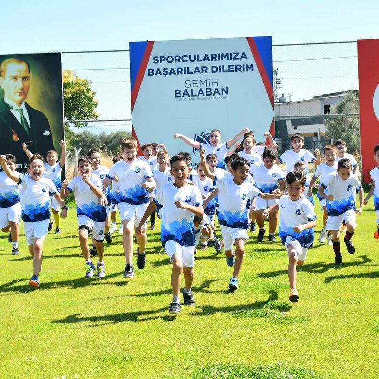 Yunusemre Belediyespor yaz spor okulu kayıtları başladı
