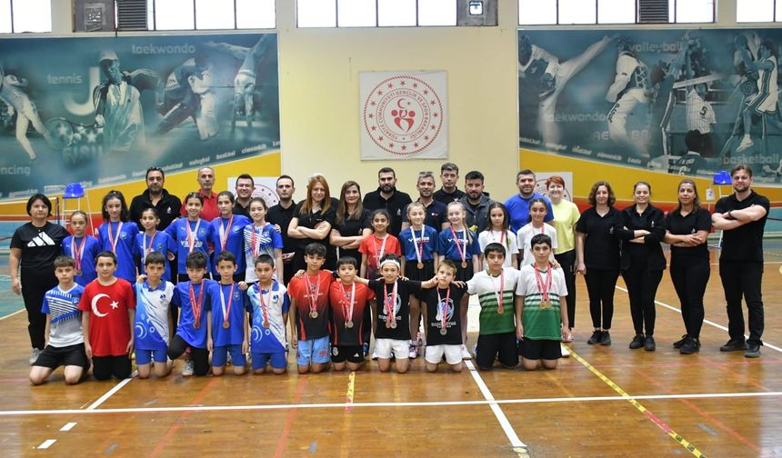 Yunusemreli badmintonculardan muhteşem başarı