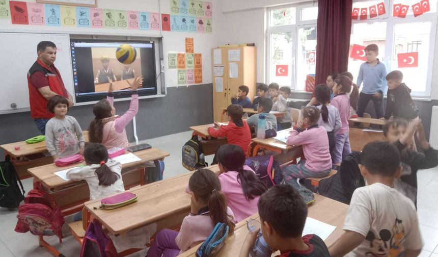 İsrafı önlemek için temelden eğitim veriliyor