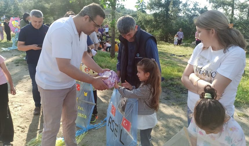 Sarıgöl'de gökyüzü uçurtmalarla renklendi